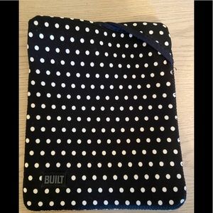 Built iPad case w padding inside